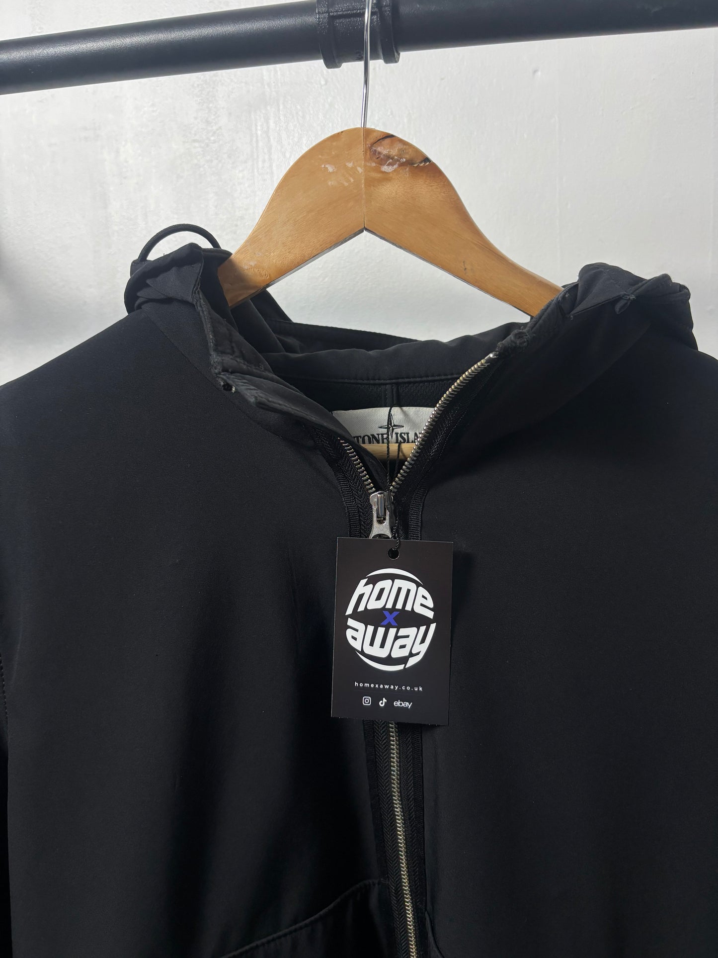 Stone Island 2019 S/S Black Soft Shell-R Jacket - M