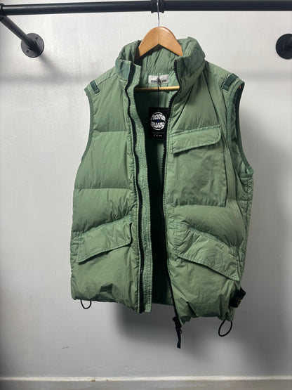 Stone Island 2022 A/W Green Crinkle Reps Down Gilet - M
